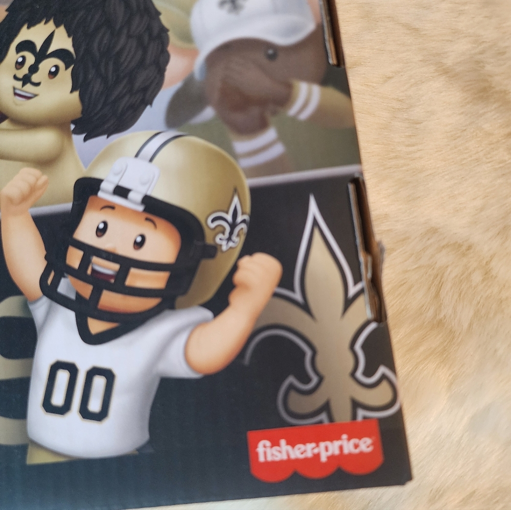 Fisher-Price Little People Collector x NFL New Orleans Saints Set. - Picture 4 of 6